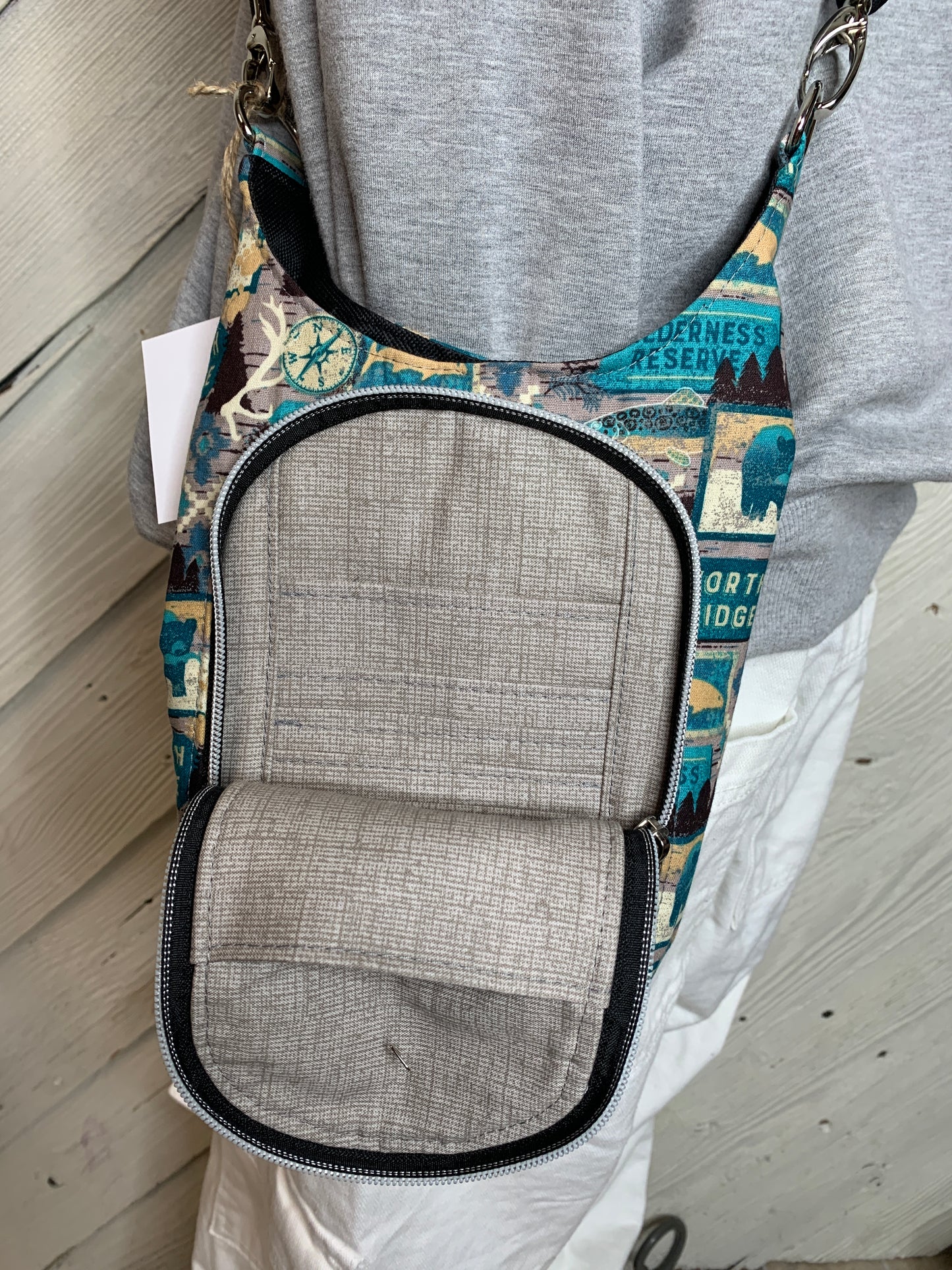Water Bottle Bag with Wilderness Pattern