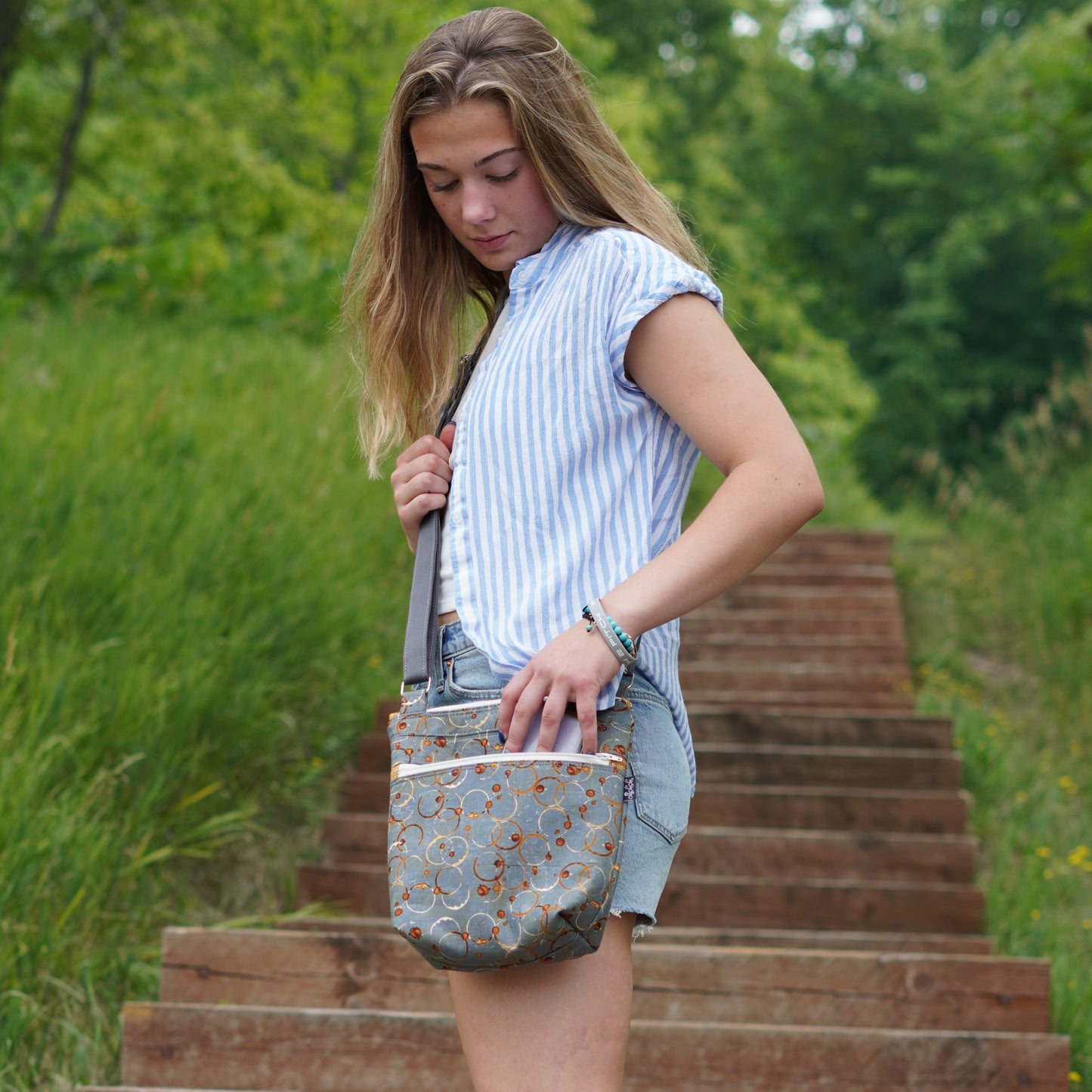 Crossbody Bag with gray and orange circle design
