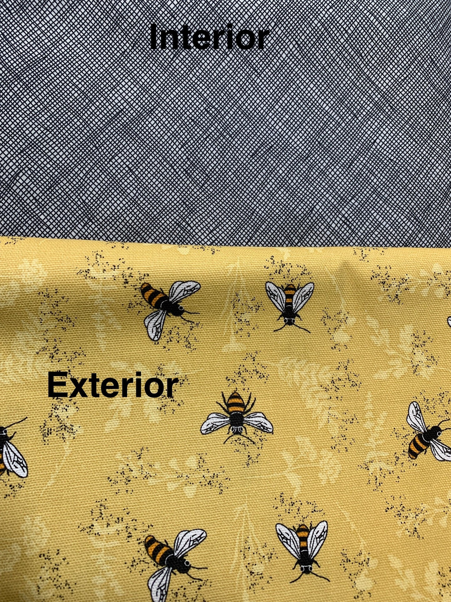 H20 to Go kit with bee print