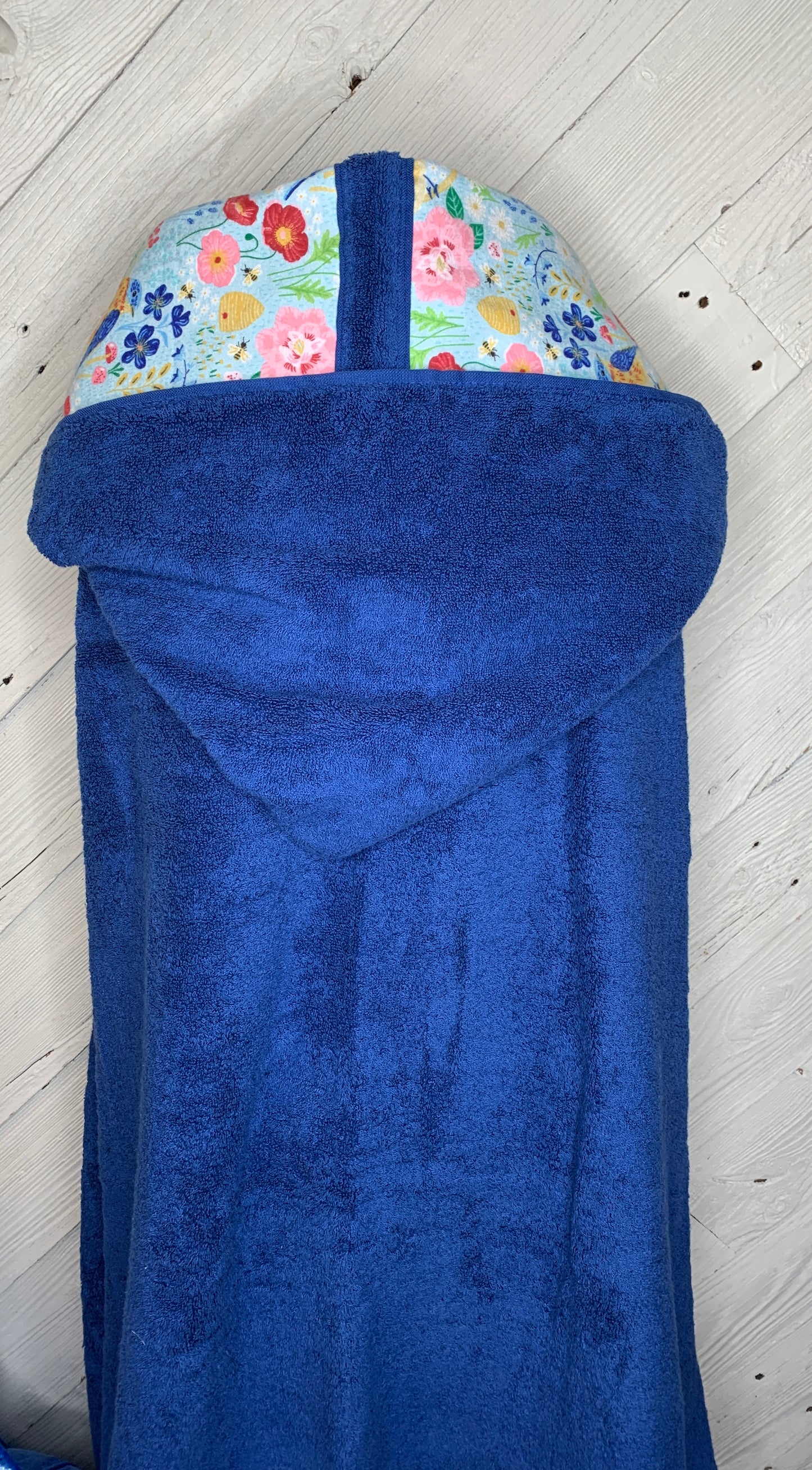 Adult Hooded Bath Towel with Bird and Flower Flannel Lining on the Hood