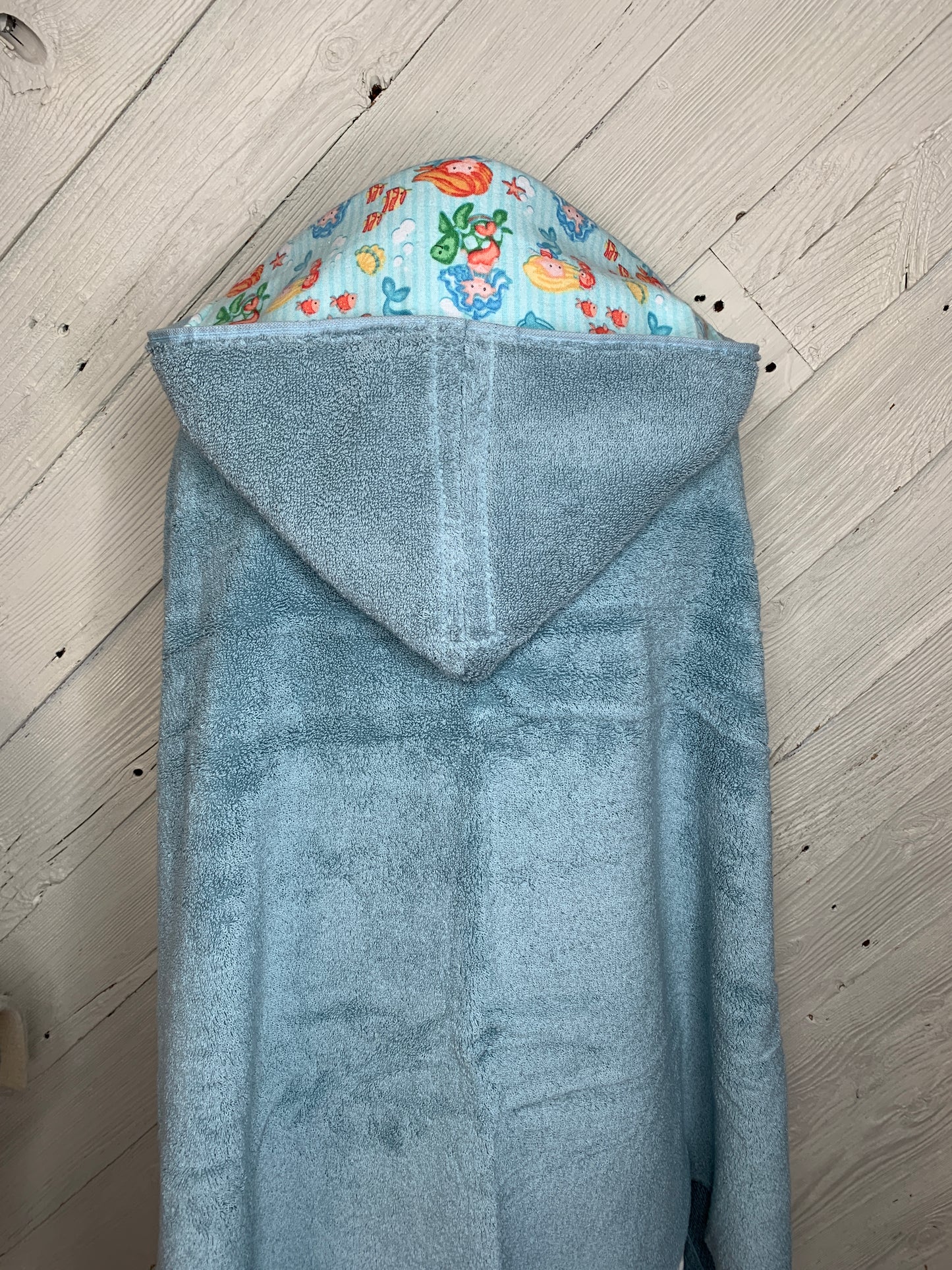 Kid Hooded Bath Towel with Mermaid Lining on Hood