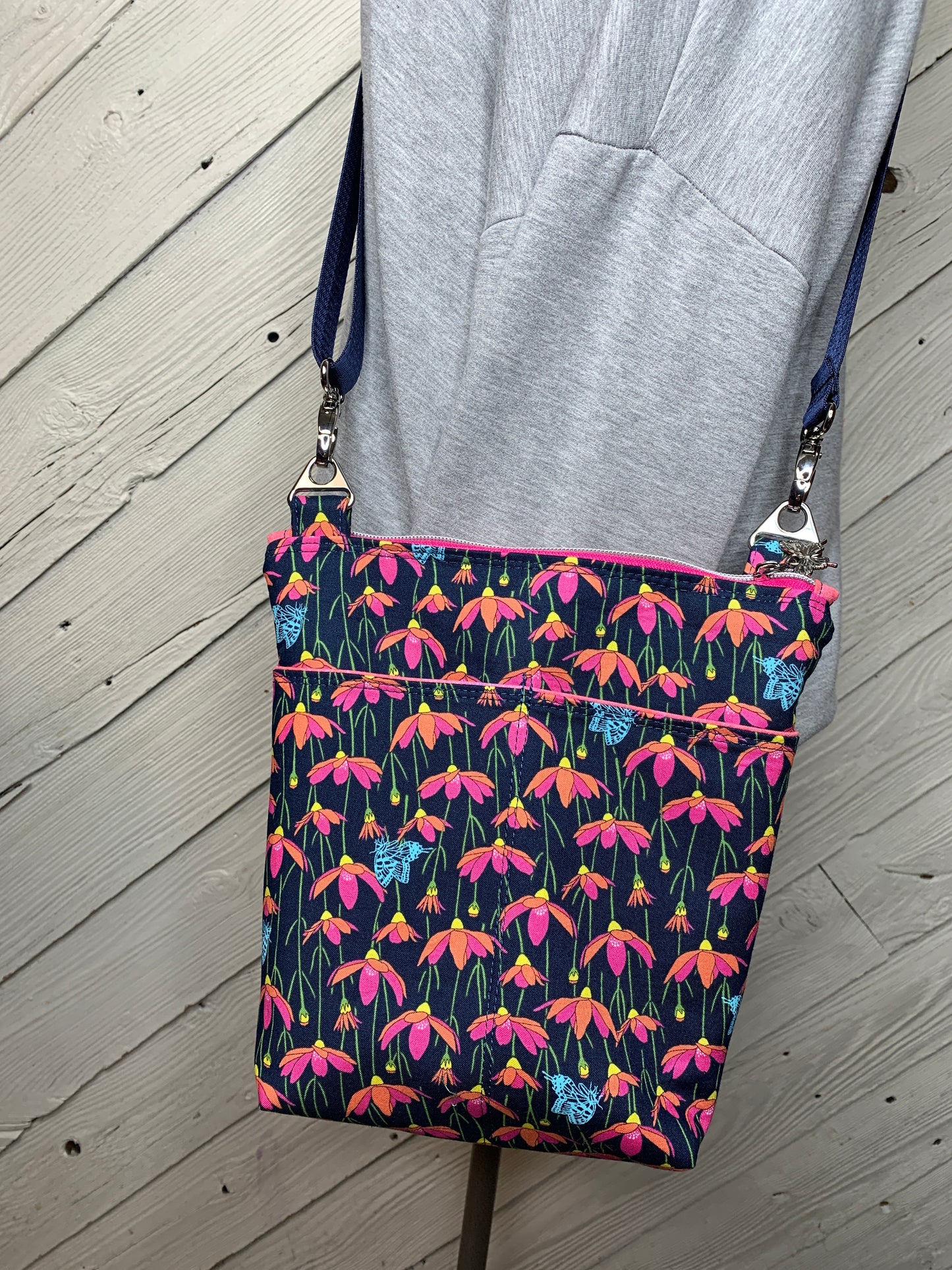 Crossbody Bag with floral design