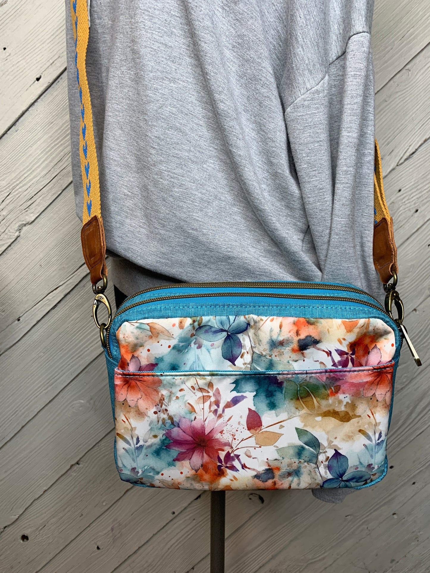 Blue floral dual zip crossbody