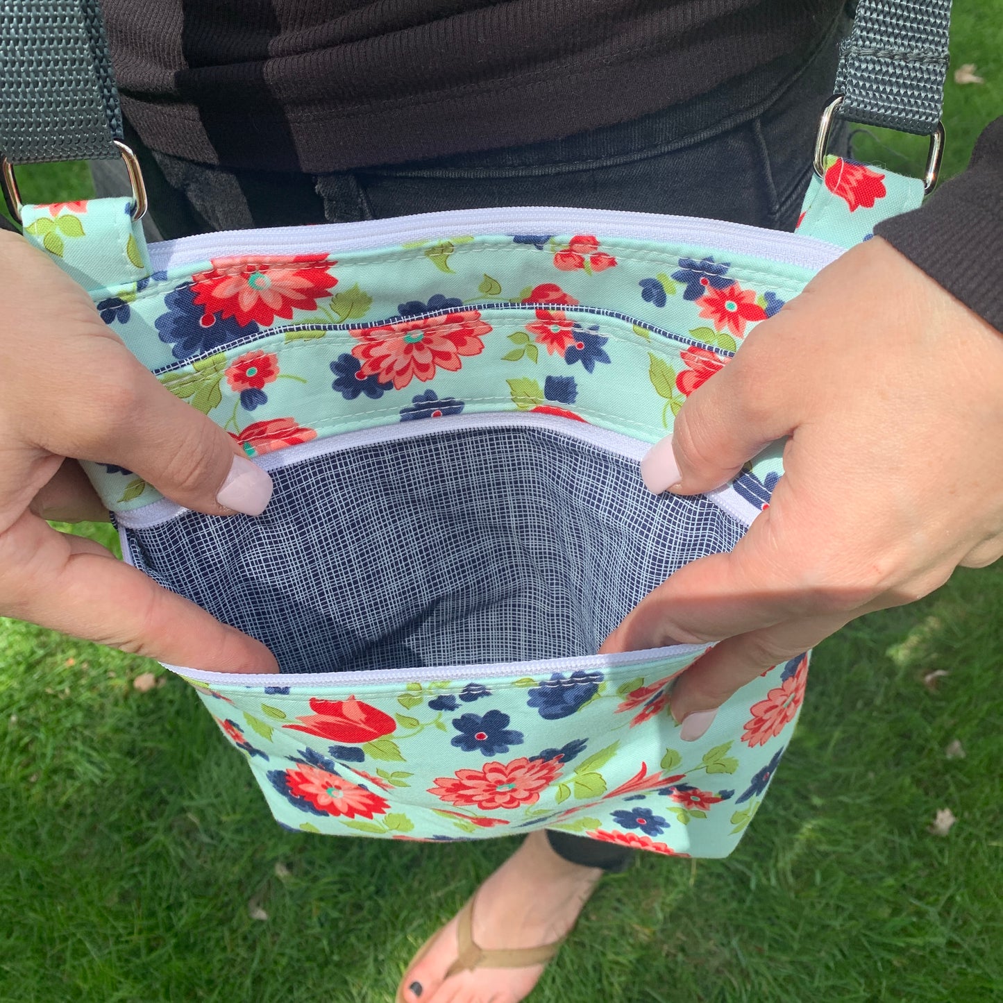 Crossbody Bag with floral design