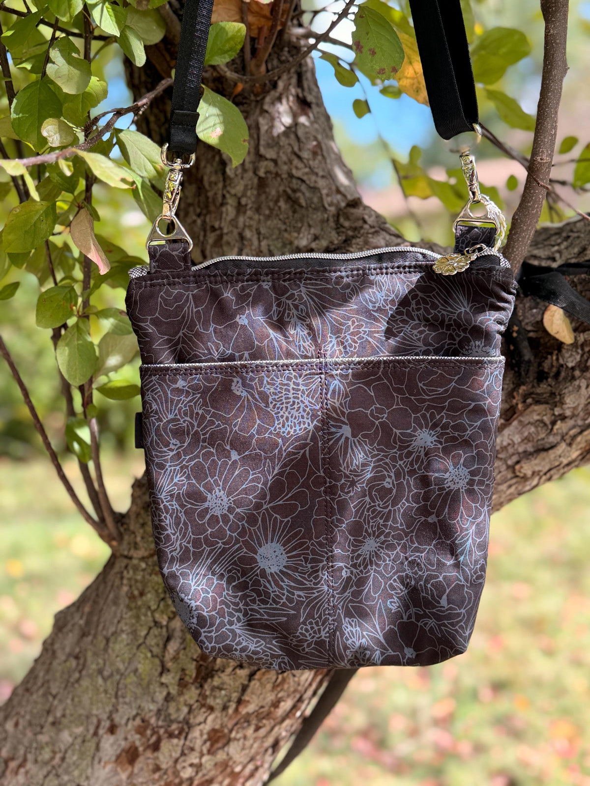 Black with flowers crossbody purse, women's crossbody bag, hipster bag, messenger bag, adjustable crossbody bag, women's handbag