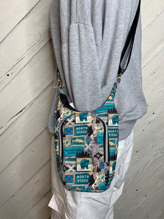 Water Bottle Bag with Wilderness Pattern