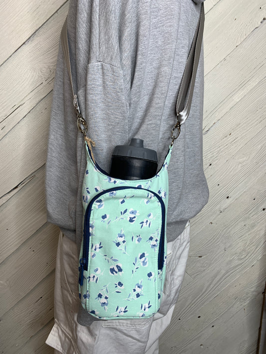 Water Bottle Bag with Floral Pattern