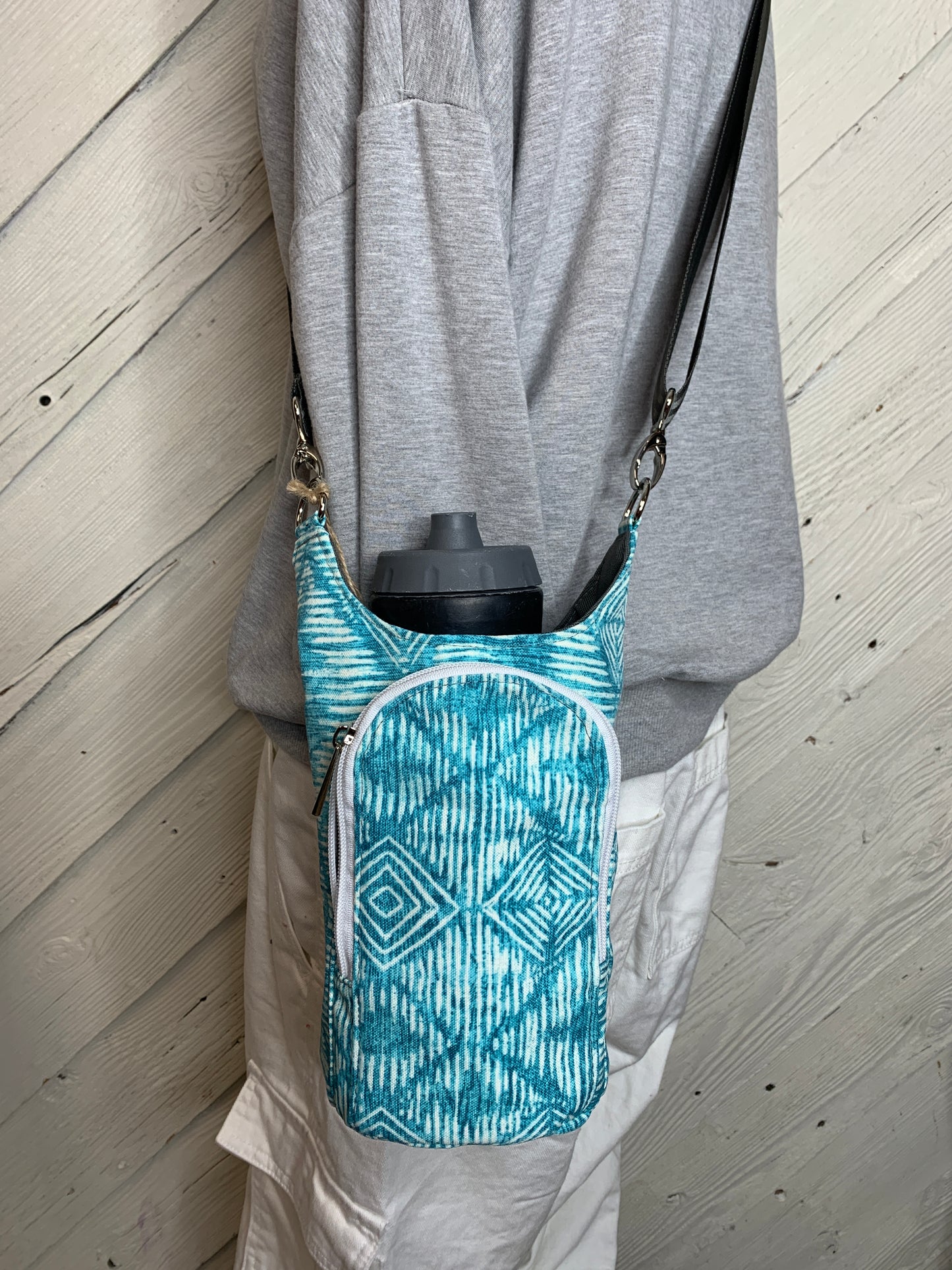 Water Bottle Bag with Teal Geometric Pattern