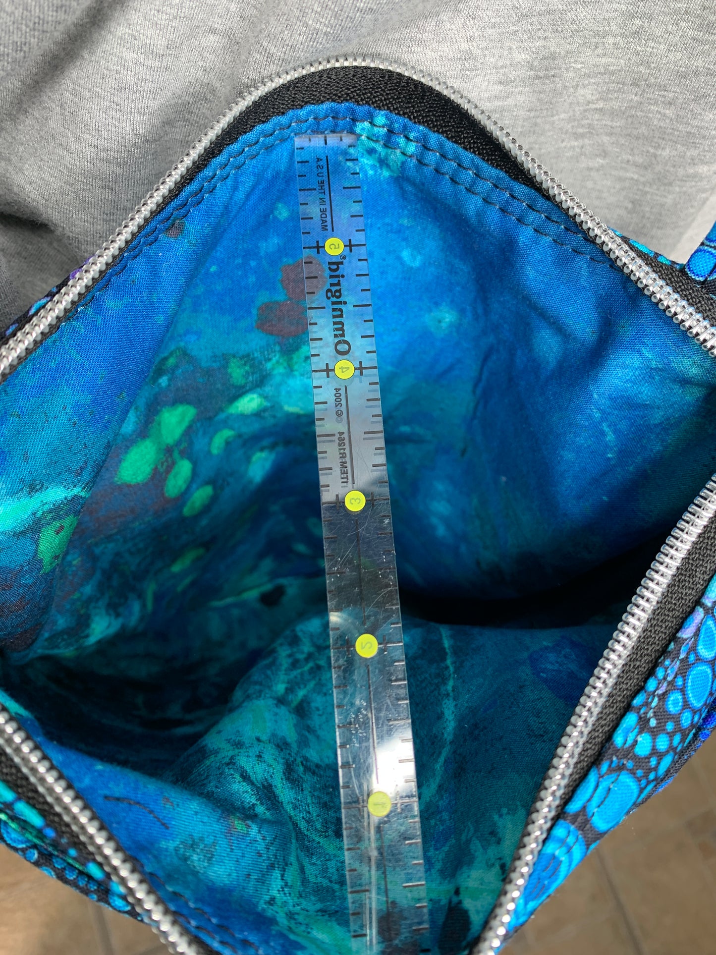 Crossbody Bag with a Blue Circular Pattern