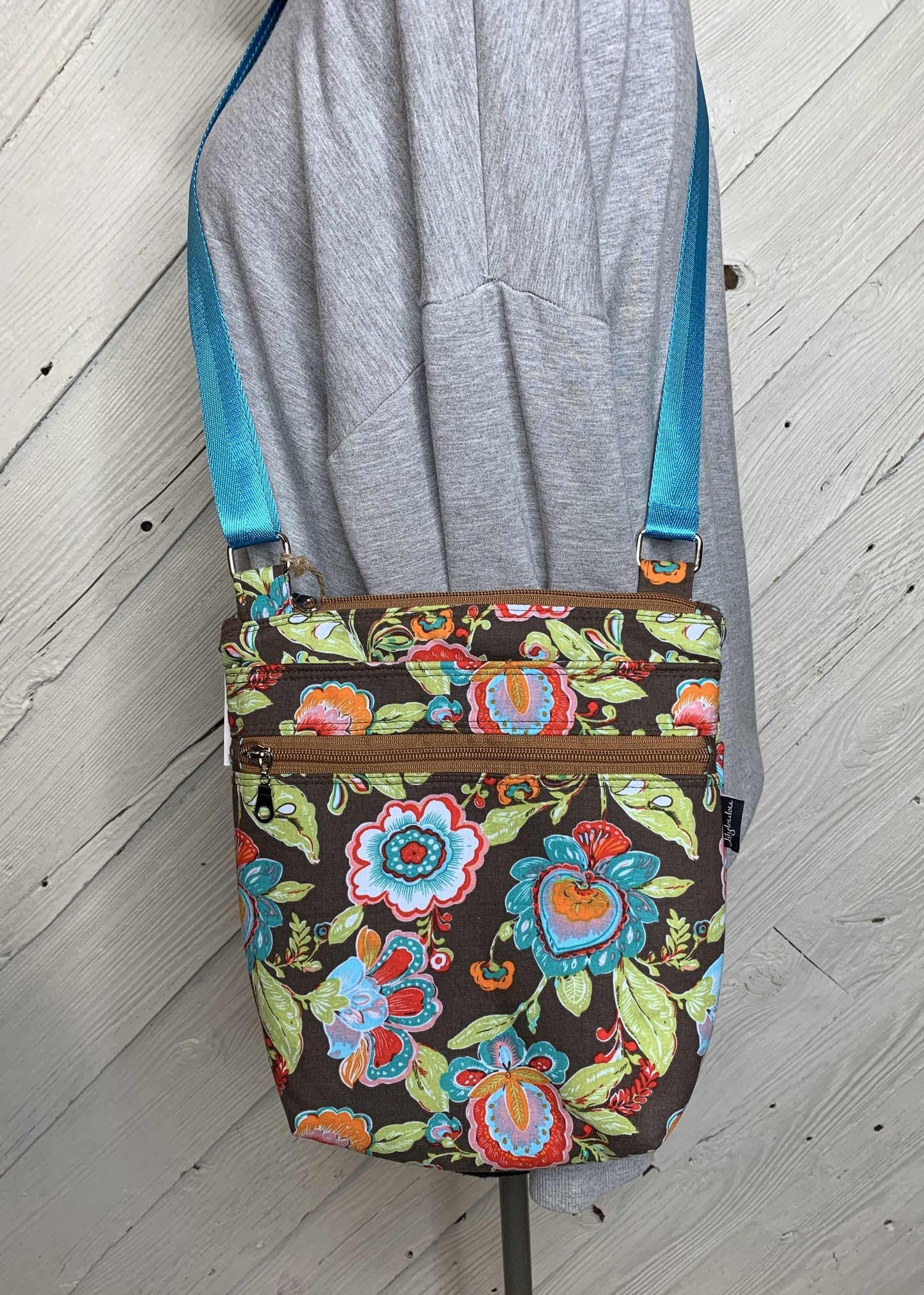Crossbody Bag with floral design