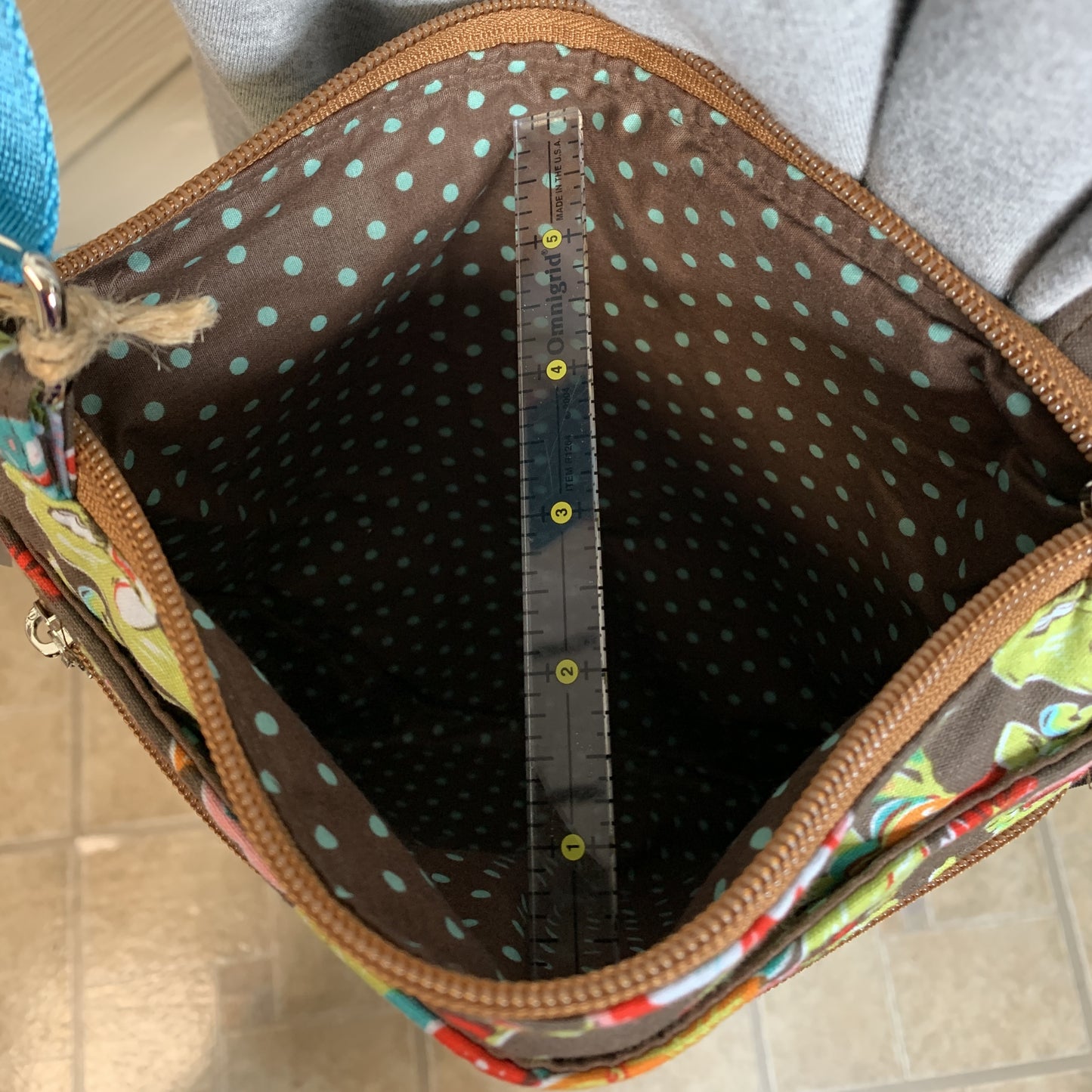 Crossbody Bag with floral design