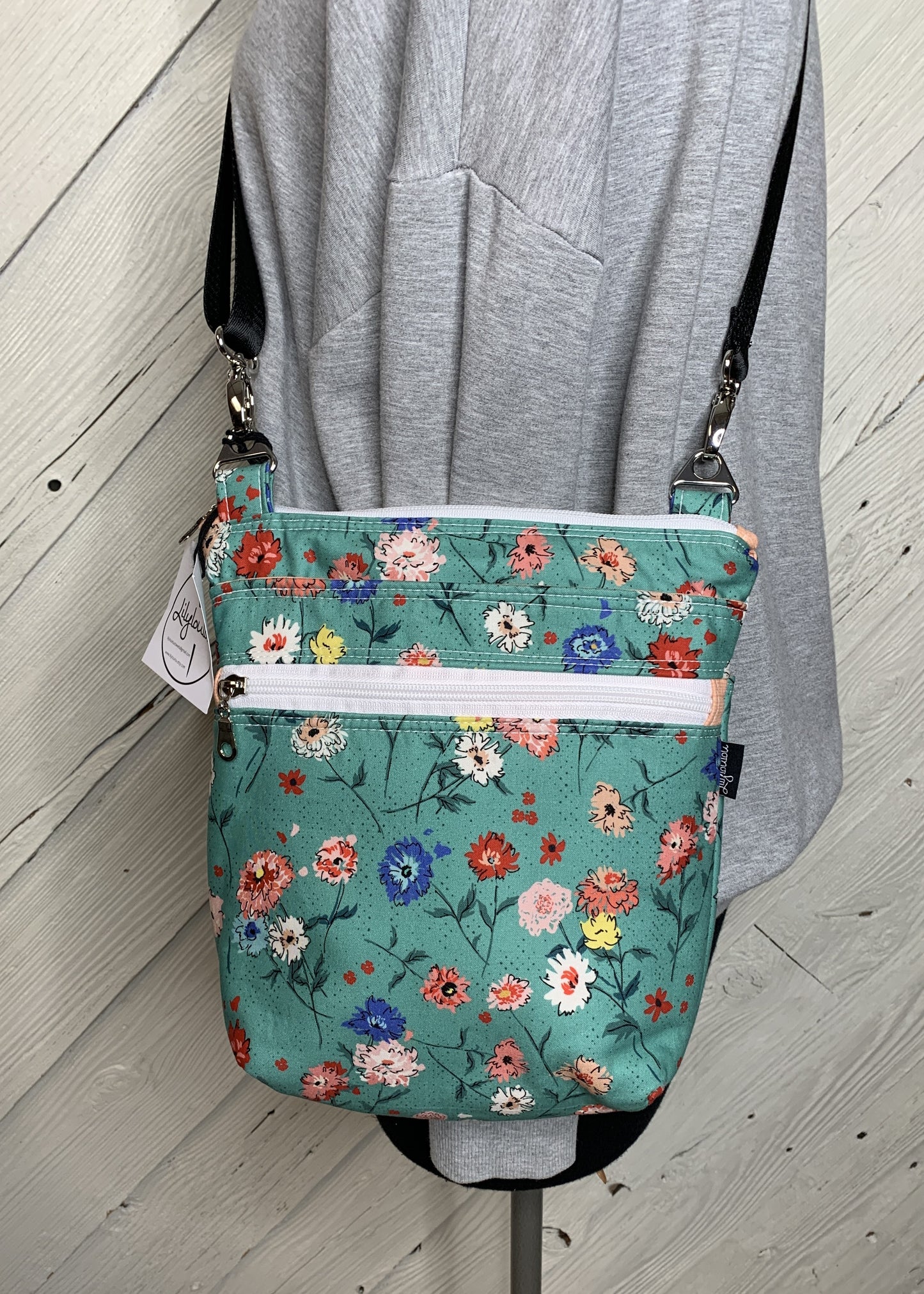 Crossbody Bag with floral design