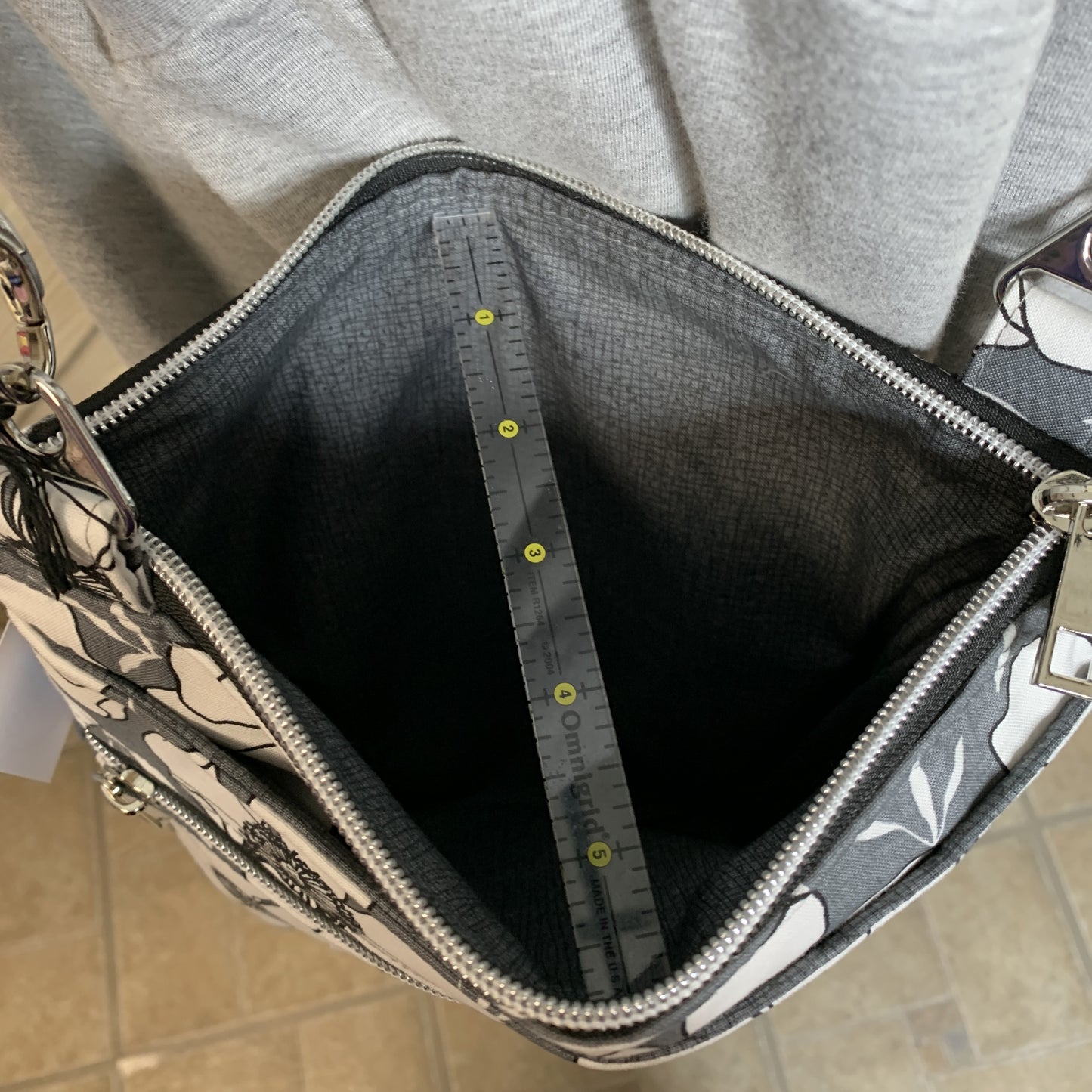 Crossbody Bag with floral design
