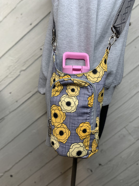 Water Bottle Bag with a Gray and Yellow Flowers Pattern