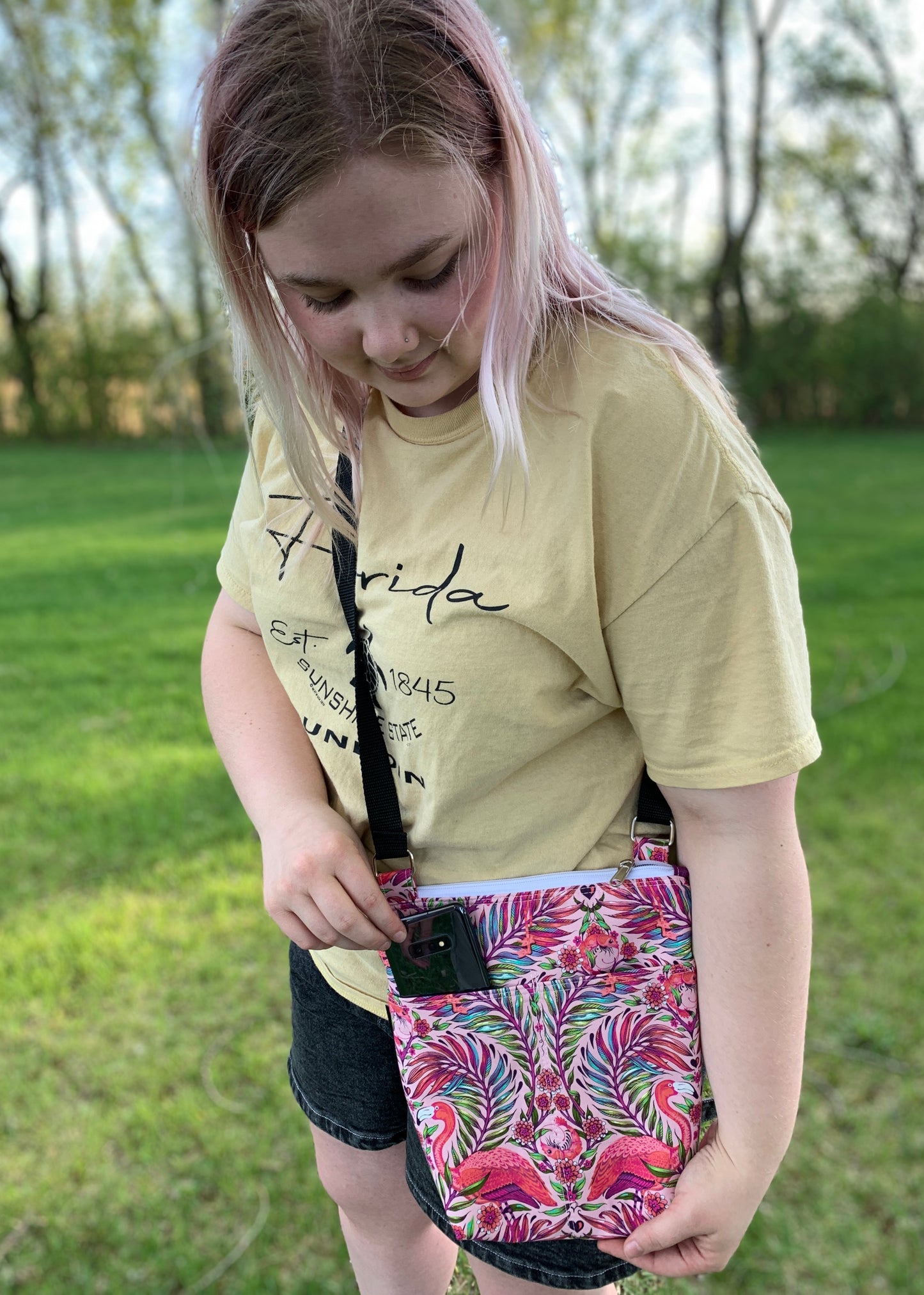 Crossbody Bag with flamingo design