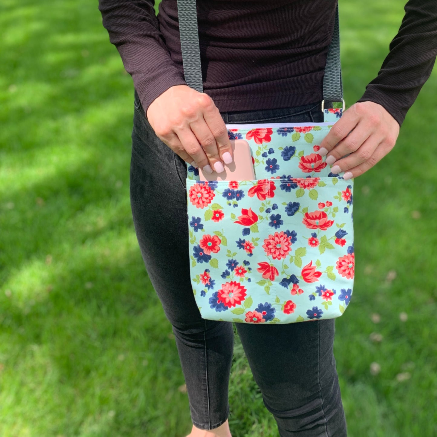 Crossbody Bag with floral design