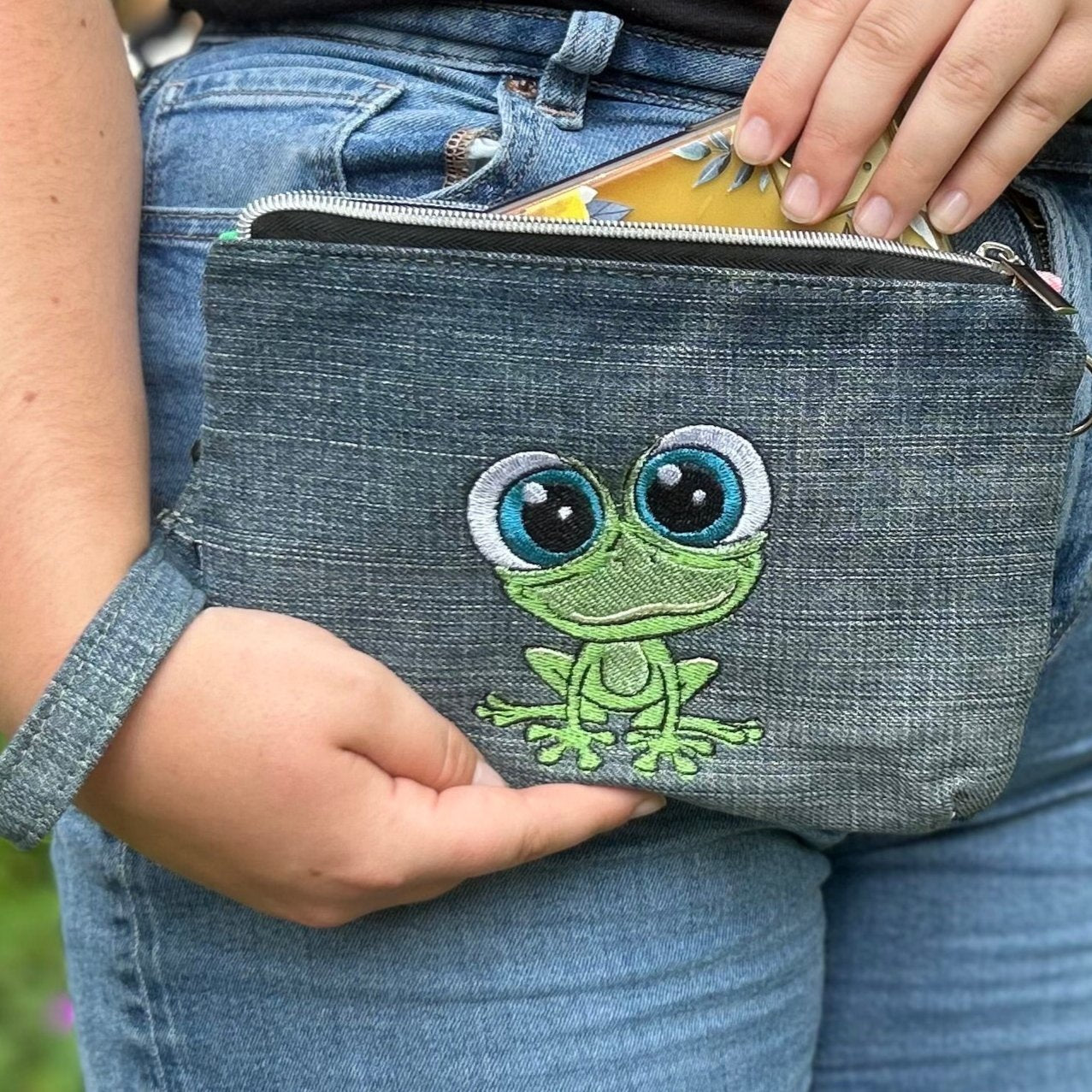 Gecko Denim Wristlet