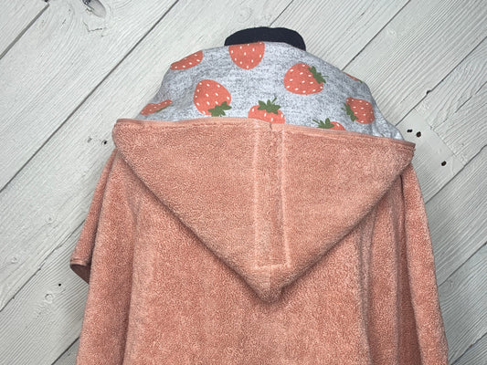 Girl hooded towel with strawberries - your choice of towel color, toddler hooded towel, kids towel, bath towel, personalized towel