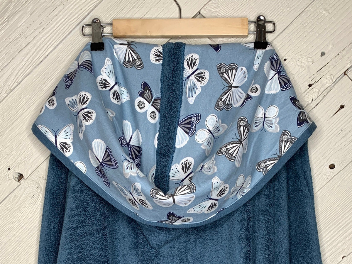 Teen hooded bath towel with optional butterfly flannel