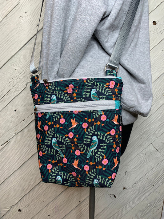 Green parrot crossbody purse, women's crossbody bag, hipster bag, messenger bag, adjustable crossbody bag, women's handbag