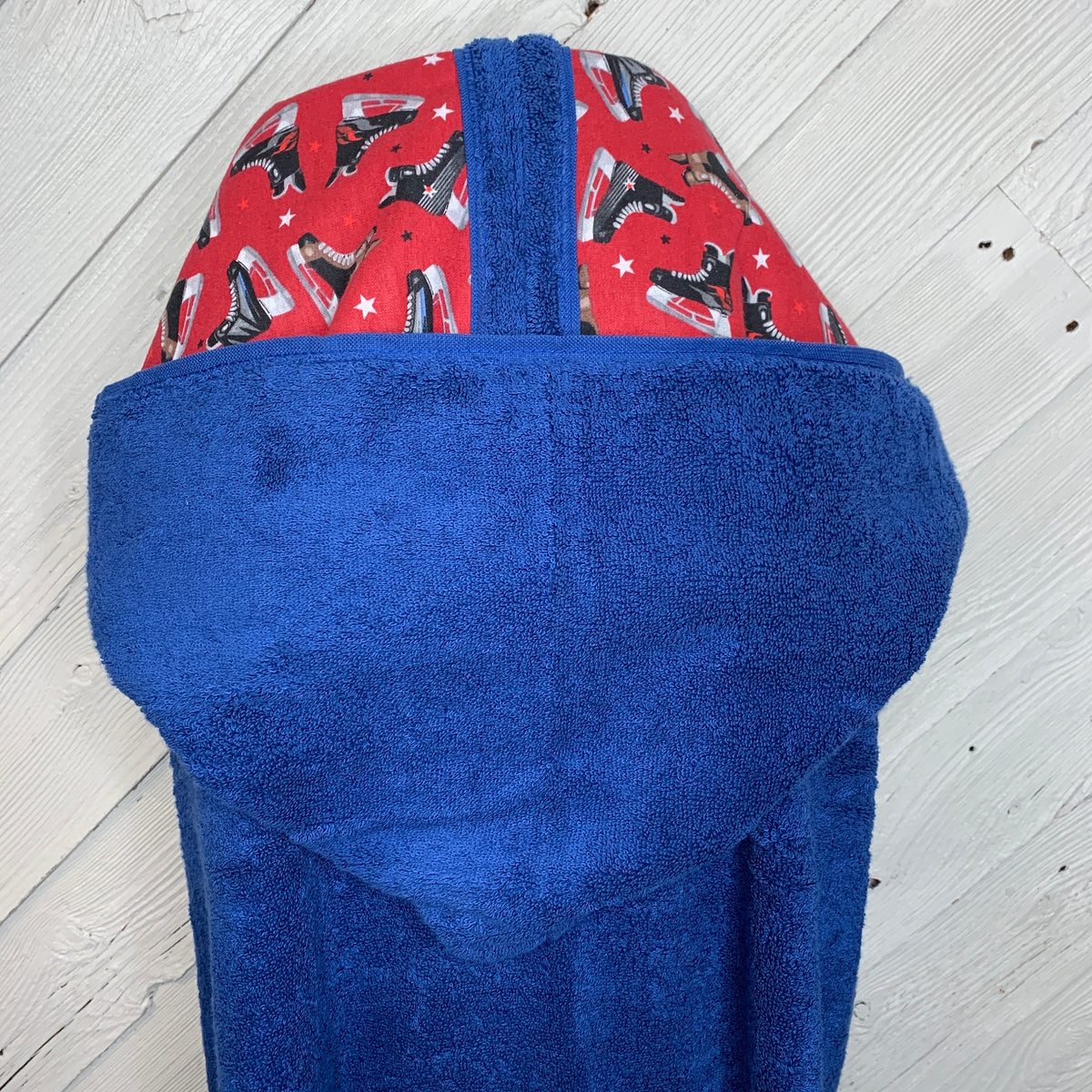 Large teen hockey hooded bath towel, personalized adult hooded beach towel, full size towel, teen bath towel, teen beach towel