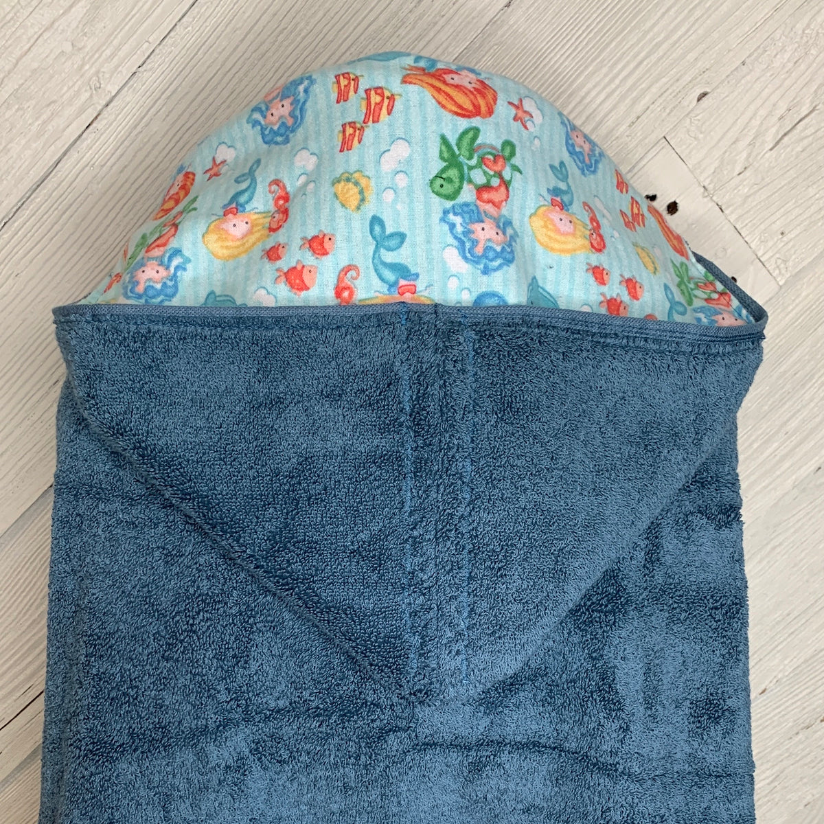 Mermaid hooded towel or poncho towel, pool towel, toddler hooded towel, girl mermaid beach towel, kids beach wrap