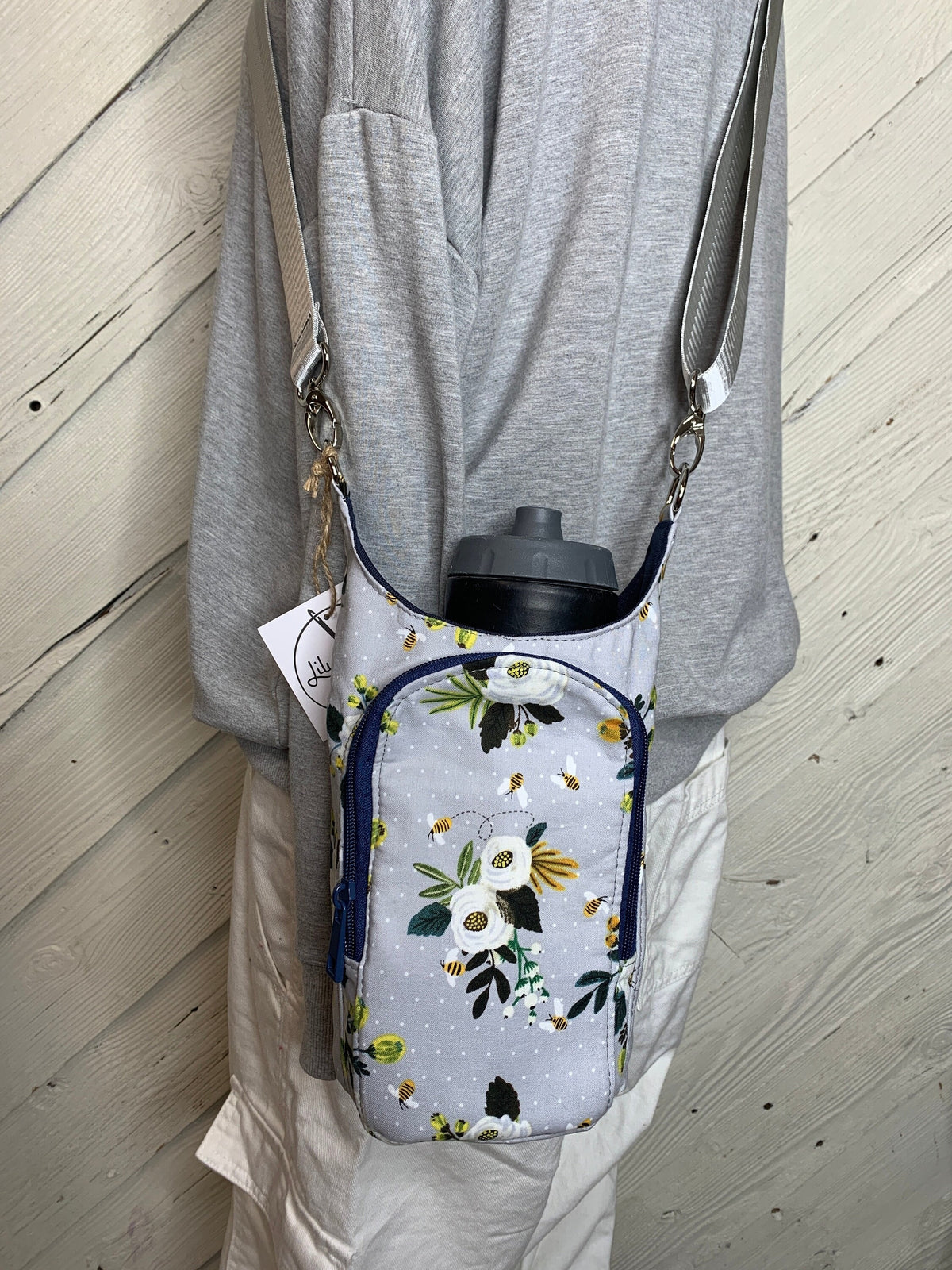 Water bottle bag with flowers, adjustable crossbody bag, gift for hiker, walking bag