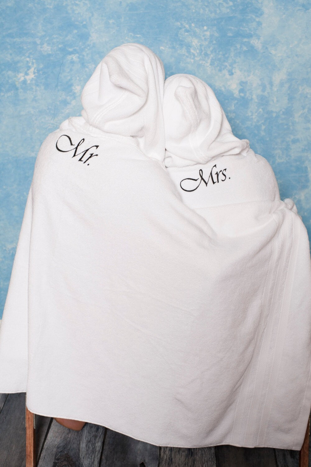 Mr and Mrs beach wedding towel set, destination wedding gift, beach wedding towel, anniversary gift, honeymoon gift, wedding gift towels