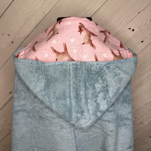 Deer hooded towel or poncho, girl hoodie towel, personalized kids beach towel, hooded towel poncho
