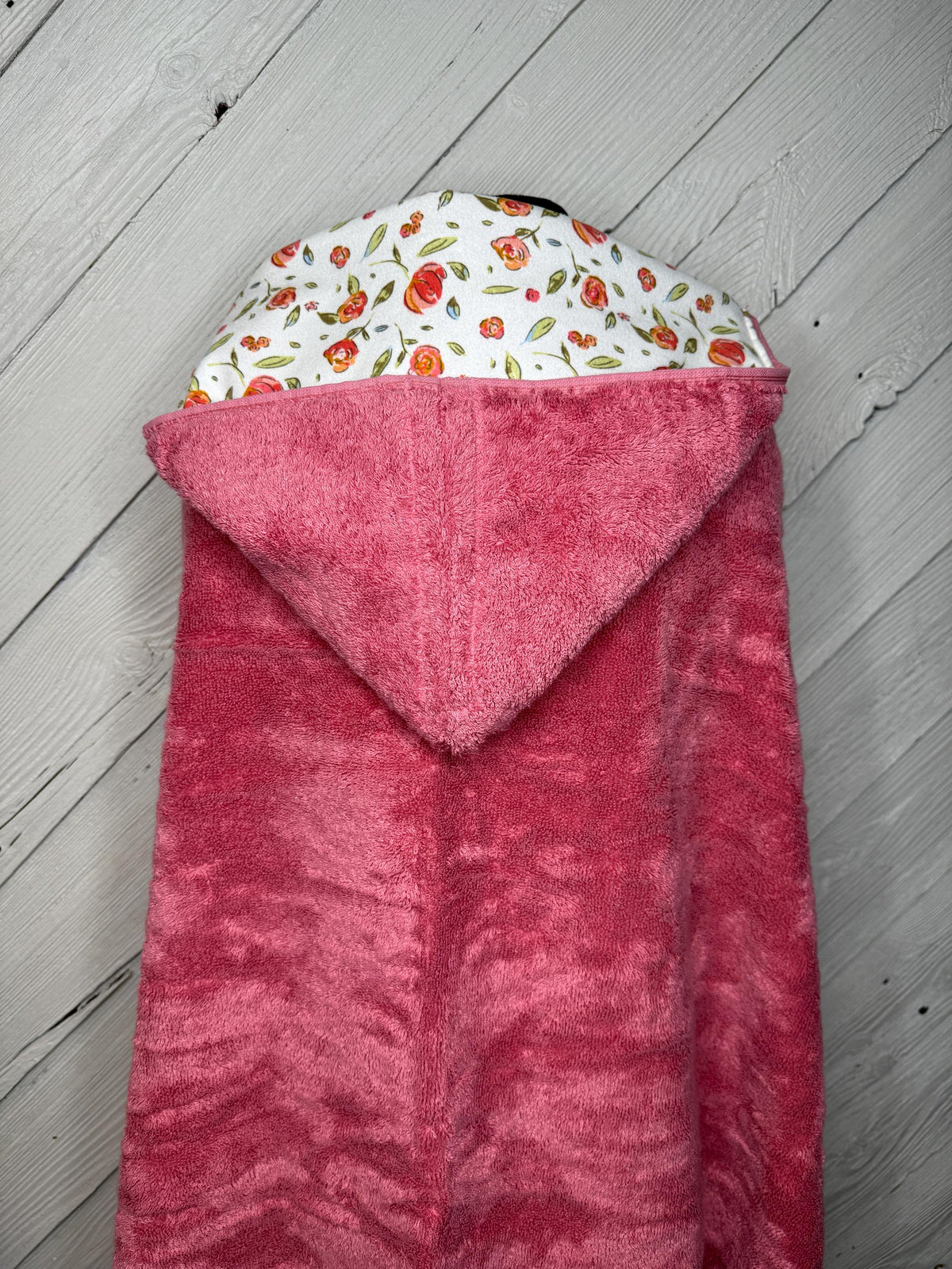 Girl hooded towel with flowers-your choice of towel color, toddler hooded towel, kids towel, bath towel, personalized towel