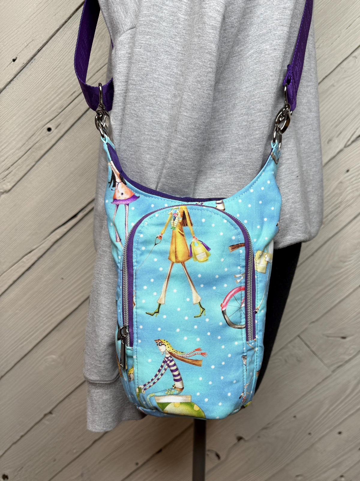 Water bottle bag with women on bikes fabric, adjustable crossbody bag, gift for hiker, walking bag, water bottle carrier