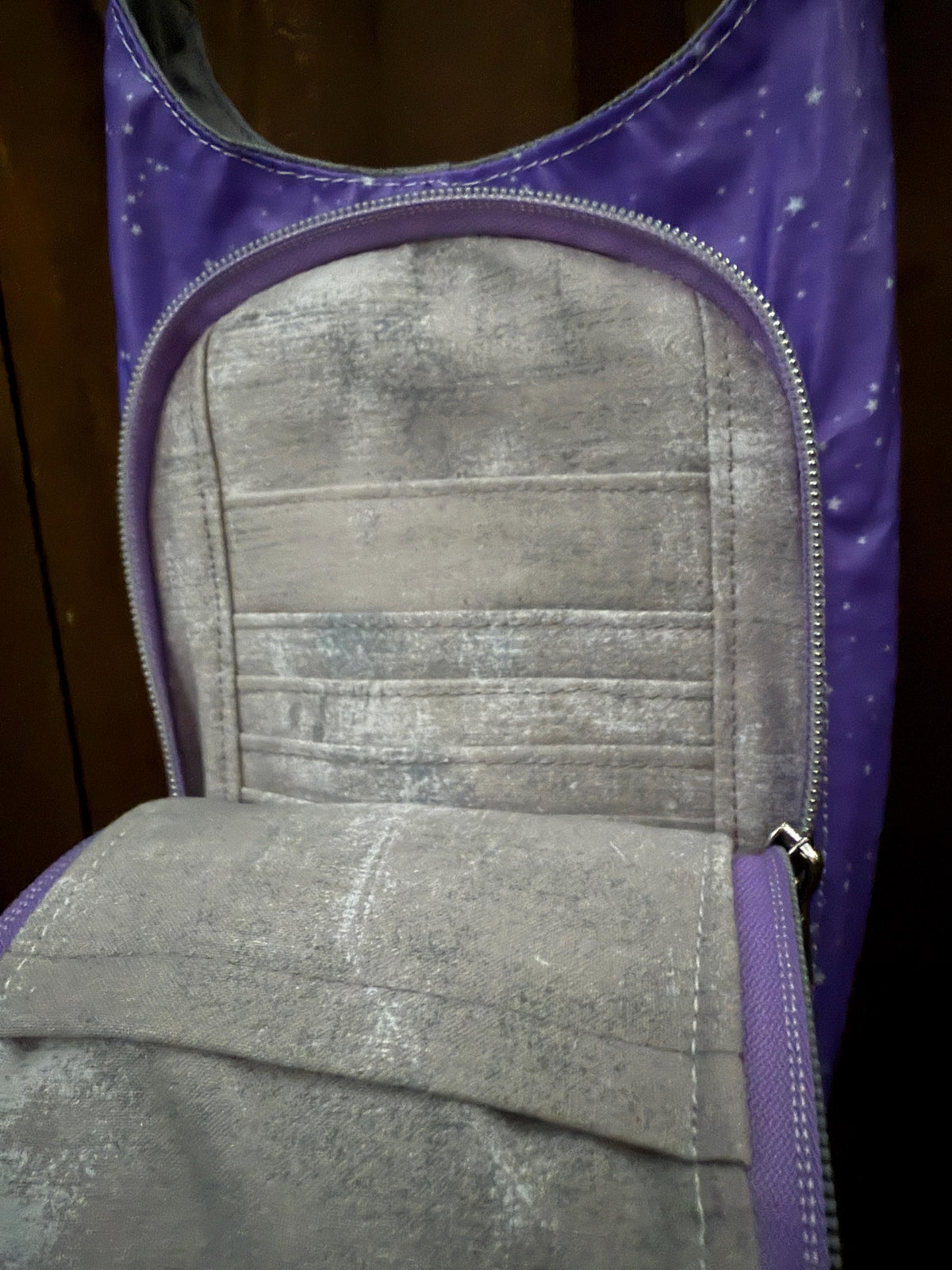 Water bottle bag with purple oilcloth fabric, adjustable crossbody bag, gift for hiker, walking bag, water bottle carrier
