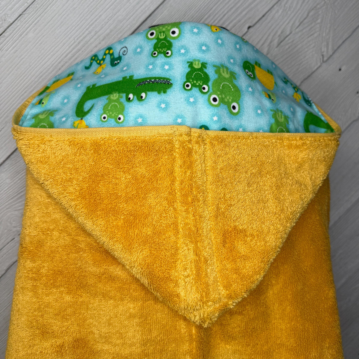 Hooded towel or hooded poncho towel with frogs, personalized beach towel, boy bath towel, kids pool wrap, toddler beach