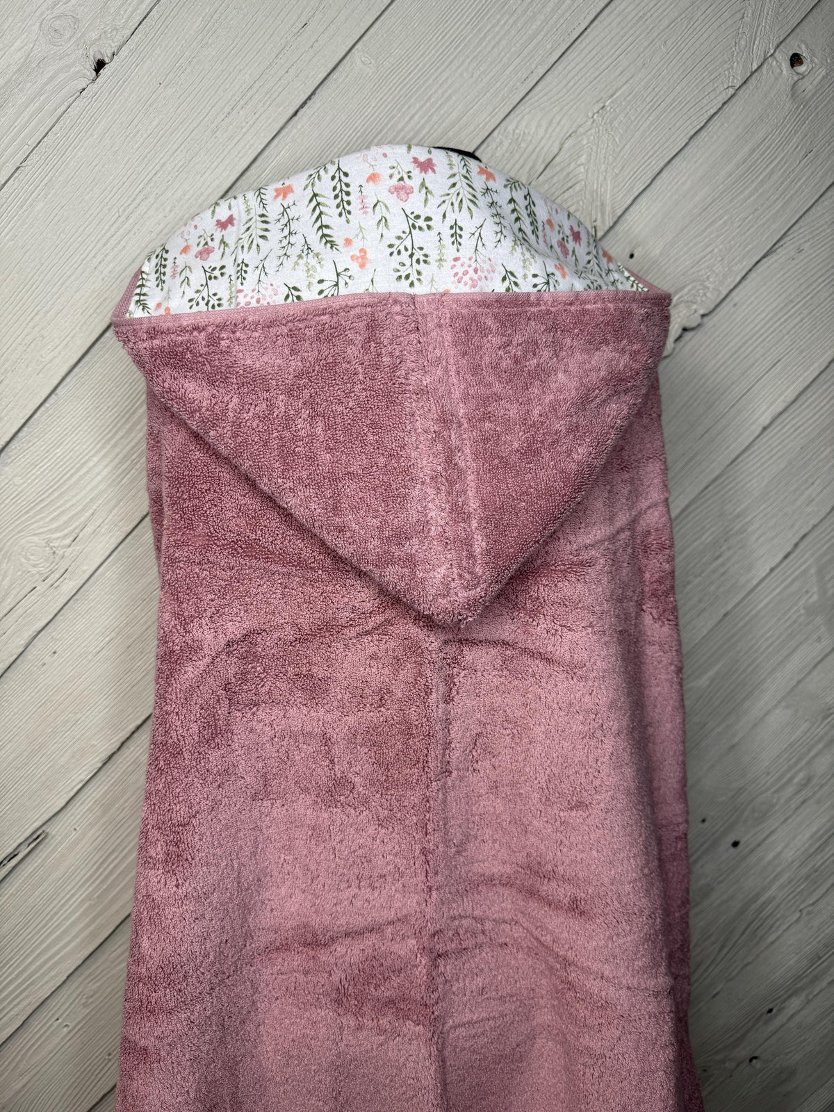 Girl hooded towel with flowers-your choice of towel color, toddler hooded towel, kids towel, bath towel, personalized towel