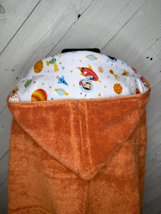 Hooded towel or poncho towel with planets and space flannel, personalized beach towel, boy bath towel, kids pool wrap, toddler beach