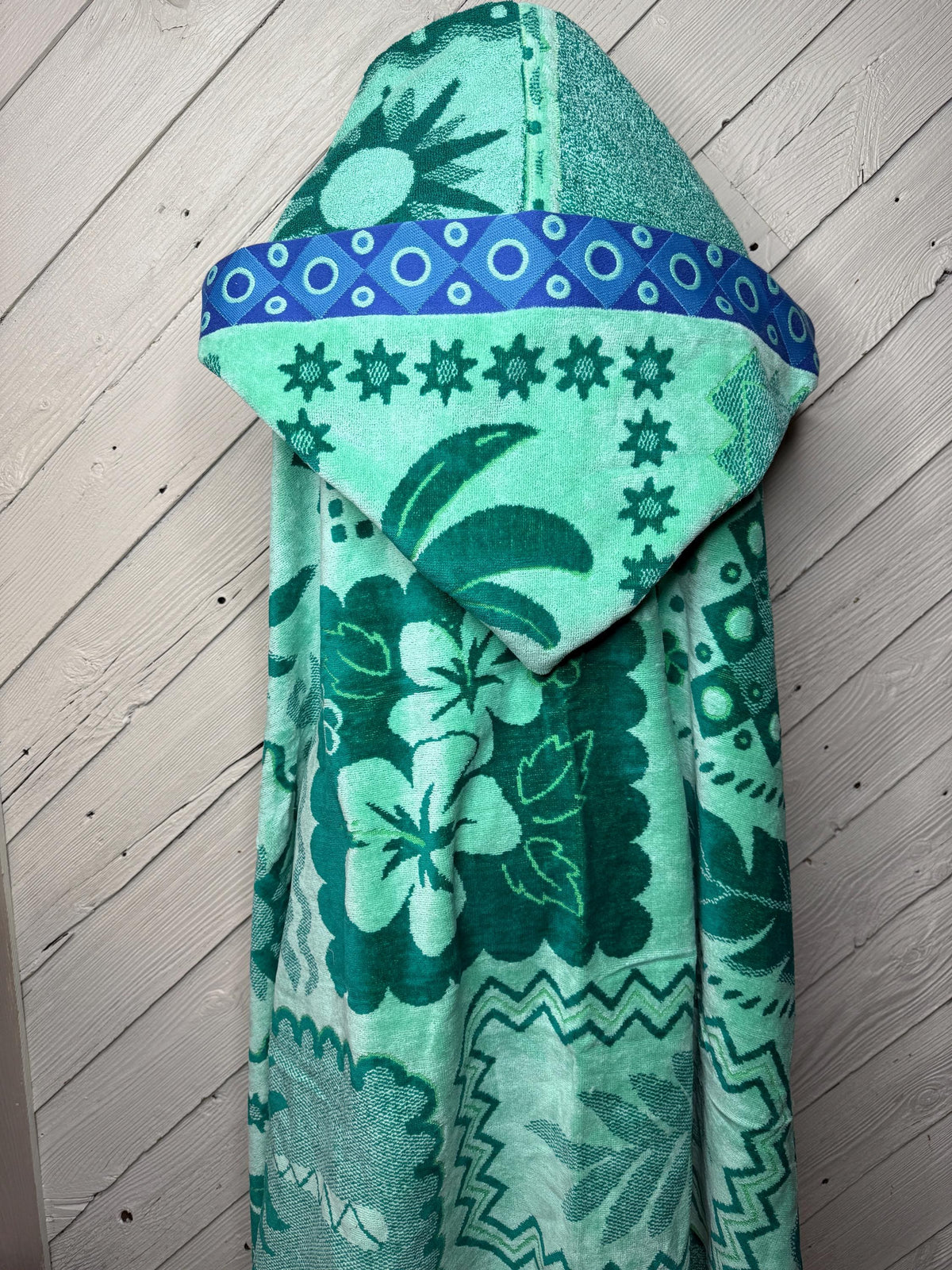 Green adult hooded bath towel with foliage print, personalized adult hooded beach towel, full size bath towel
