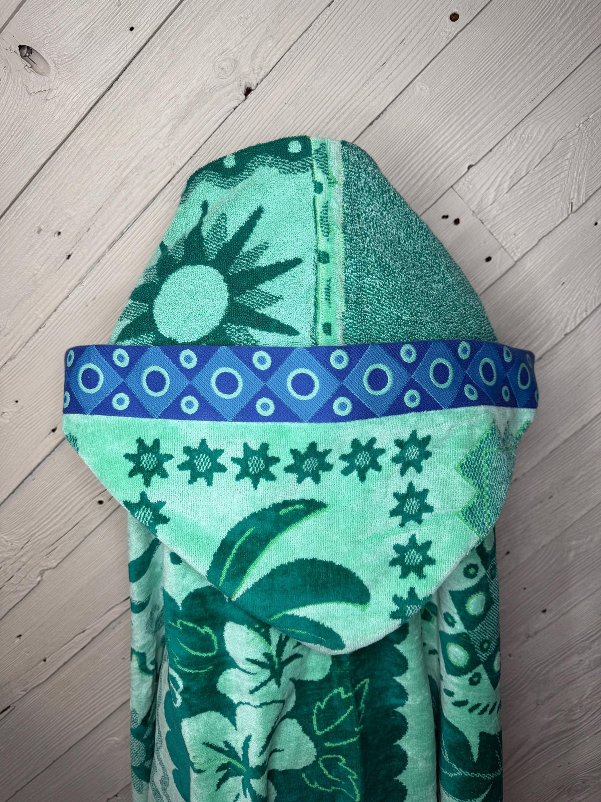 Green adult hooded bath towel with foliage print, personalized adult hooded beach towel, full size bath towel