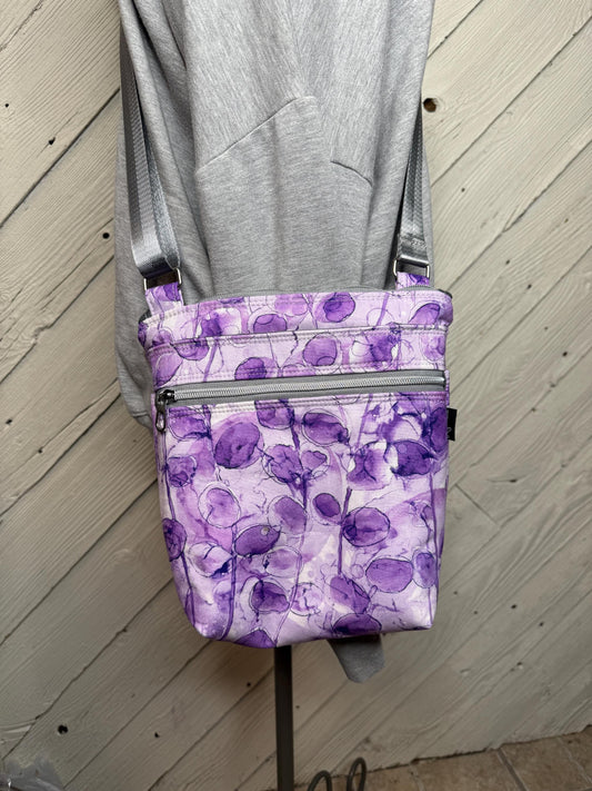 Purple floral crossbody purse, women's crossbody bag, hipster bag, messenger bag, adjustable crossbody bag, women's handbag
