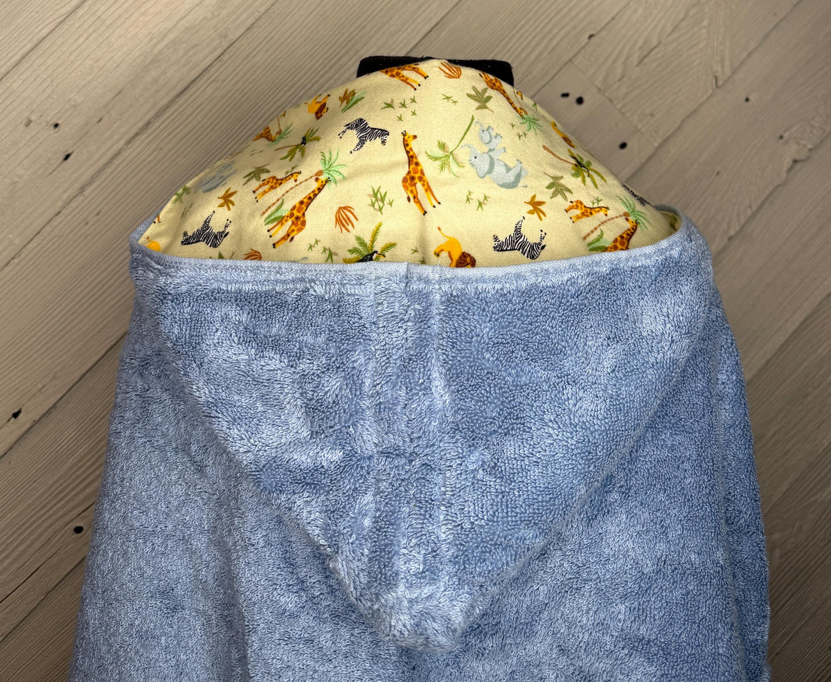 Hooded  towel with safari animals, baby bath towel, kids hooded bath towel, hooded baby towel, personalized bath towel