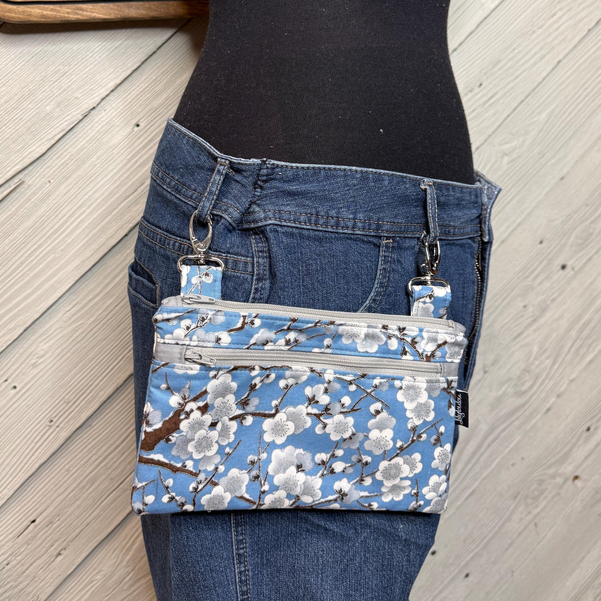 Belt bag with flowers, fanny pack, motorcycle hip bag, belt bag, hip purse, hip pouch