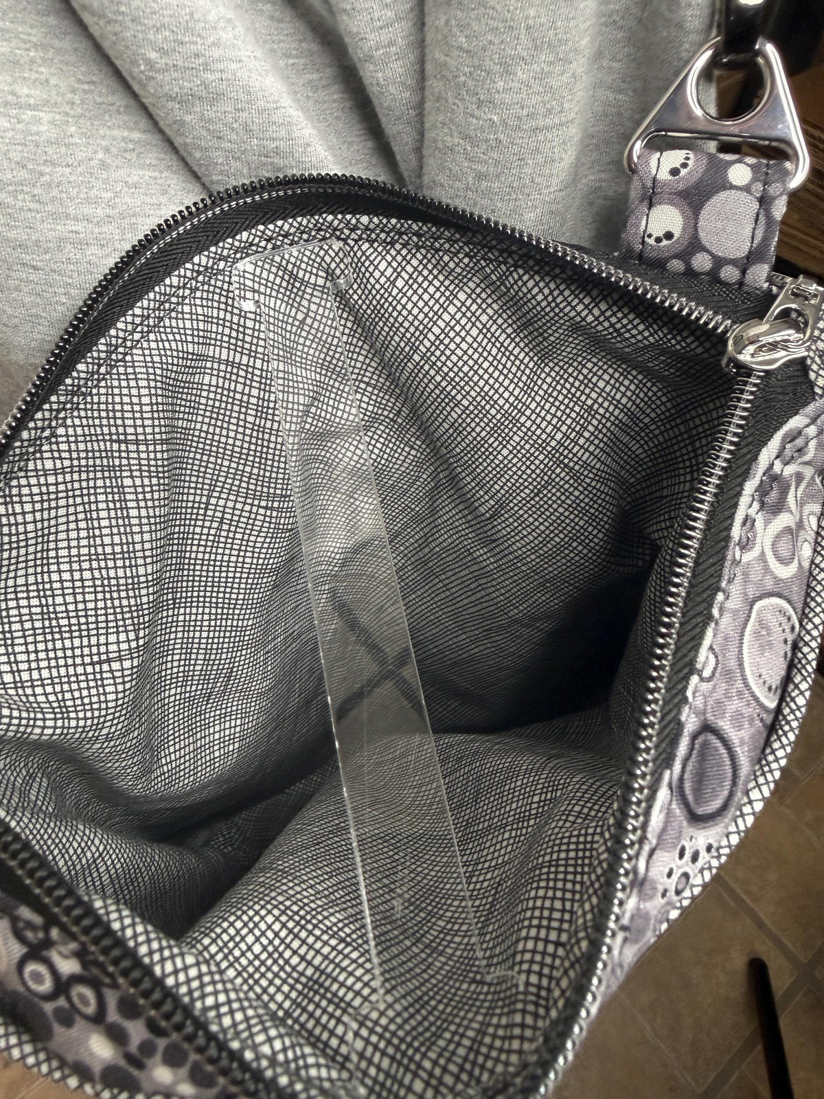 Black and white dot crossbody purse, women's crossbody bag, hipster bag, messenger bag, adjustable crossbody bag, women's handbag