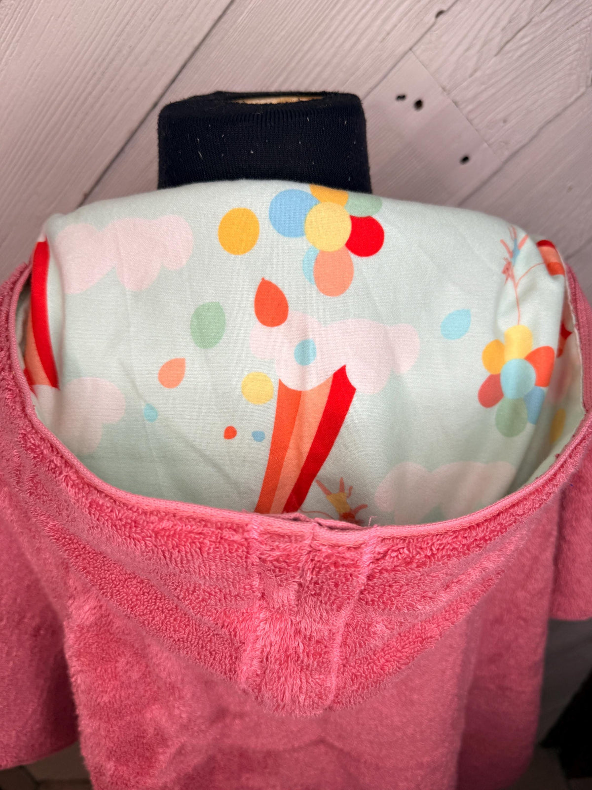 Hooded towel or poncho with cats, balloons and rainbows, girl hoodie towel, personalized kids beach towel, hooded towel poncho