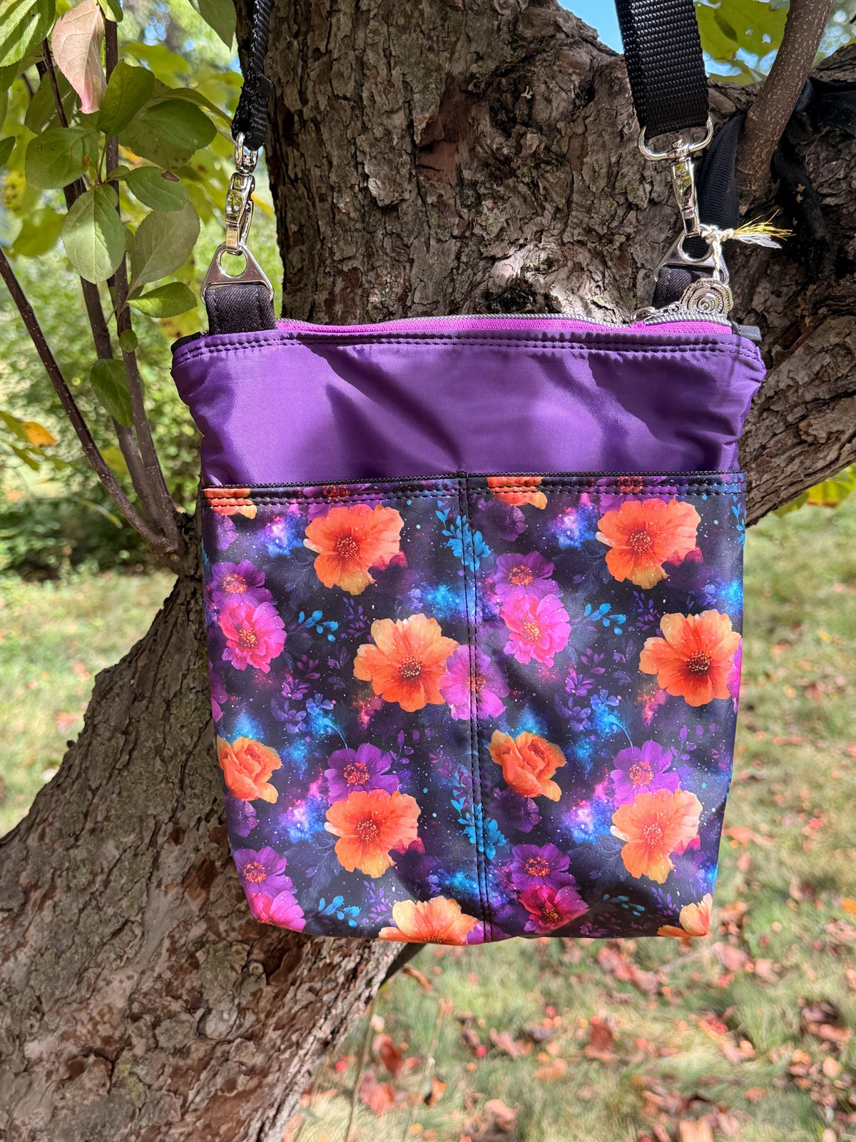 Floral crossbody purse, women's crossbody bag, hipster bag, messenger bag, adjustable crossbody bag, women's handbag