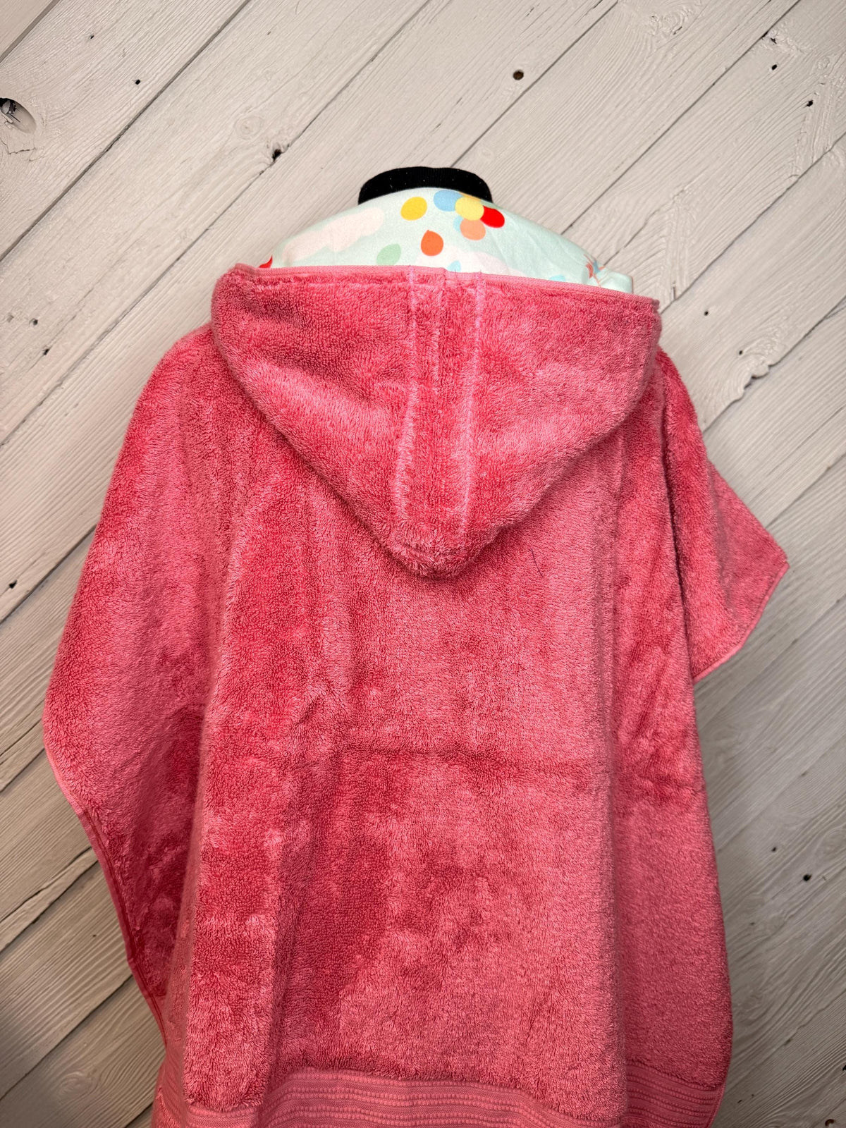 Hooded towel or poncho with cats, balloons and rainbows, girl hoodie towel, personalized kids beach towel, hooded towel poncho