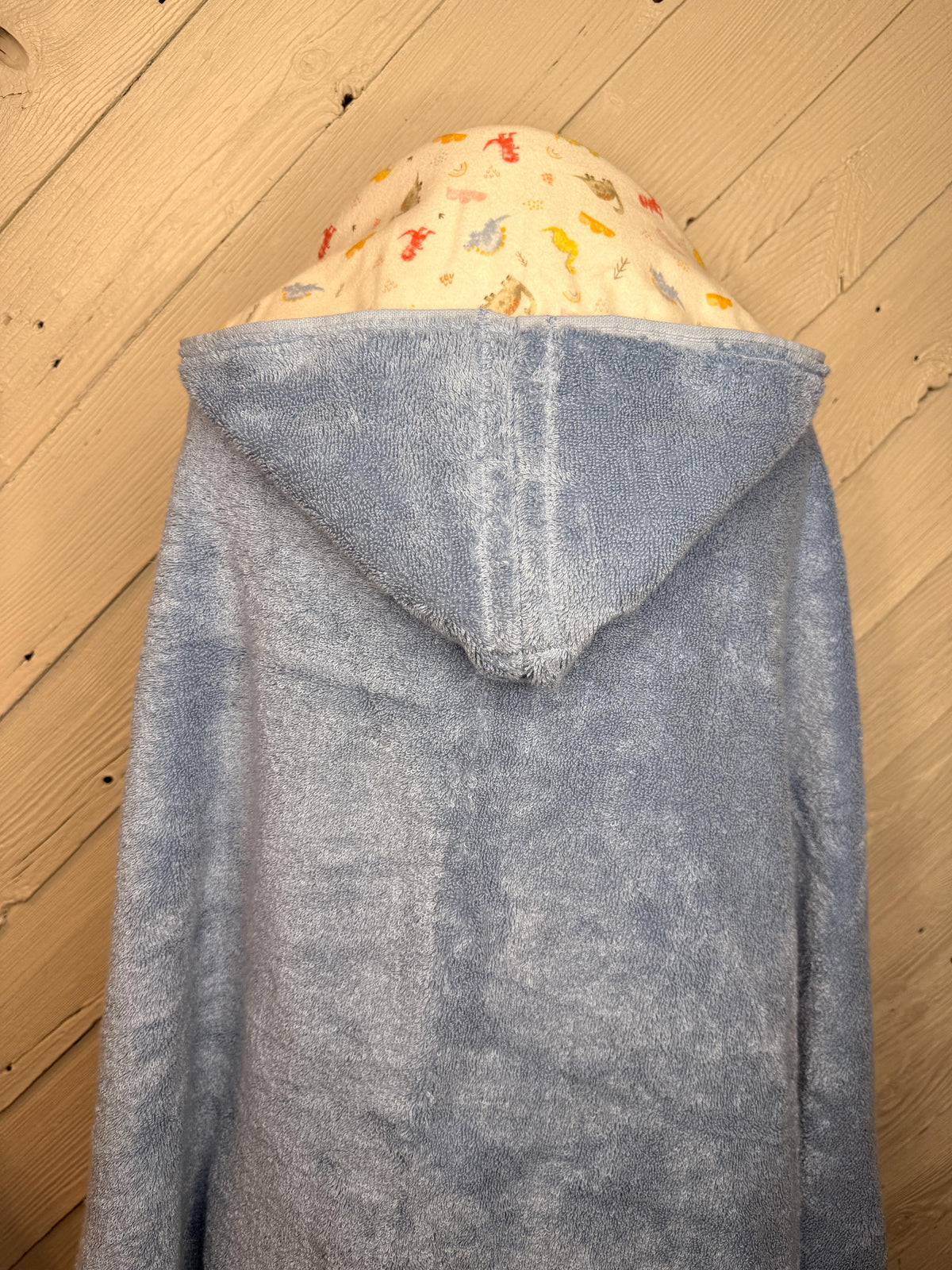 Hooded towel or hooded poncho towel with dinosaurs, personalized beach towel, boy bath towel, kids pool wrap, toddler beach